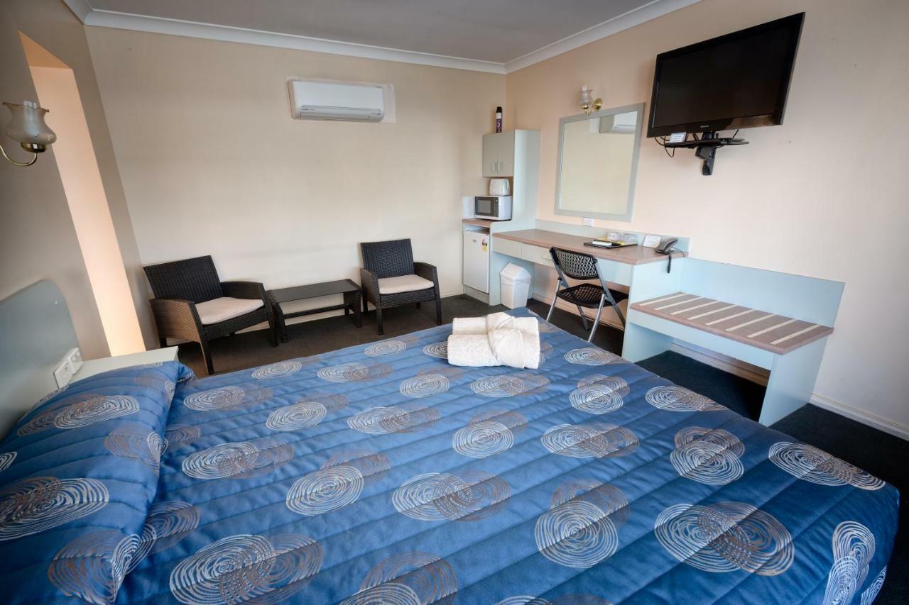 Copper City Motel Кобар Екстер'єр фото